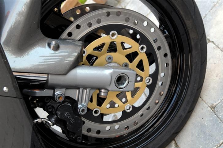 Kawasaki ZX9R *SOLGT* billede 7