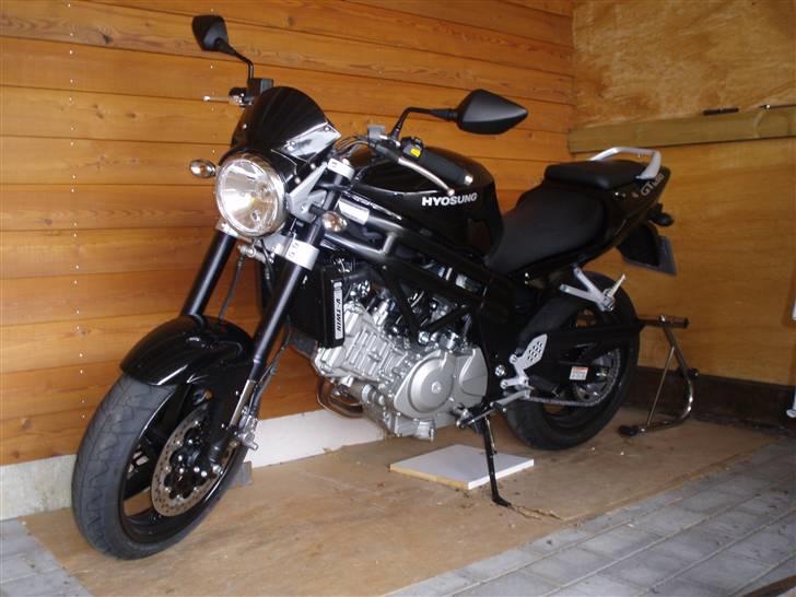 Hyosung GT 650 EFI - Så blev Regal Raptor 250 cc afløst af denne 650 cc Koreaner. billede 1