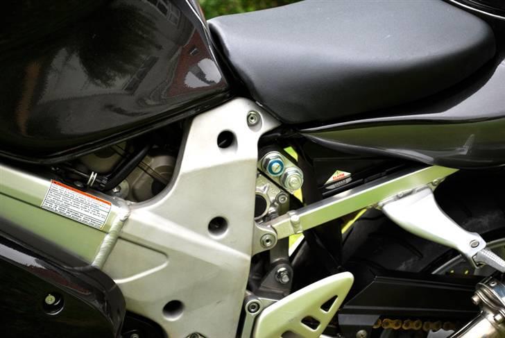 Suzuki TL1000 R --------  SOLGT  billede 4