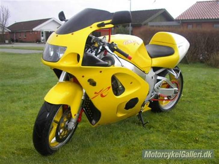 Suzuki gsxr 750 Det Gule Lyn billede 8