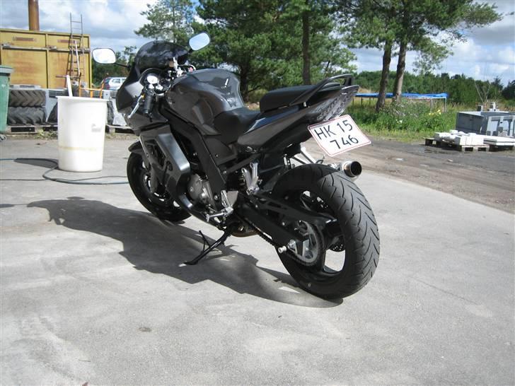Suzuki SV 650 K8 (Solgt) billede 3