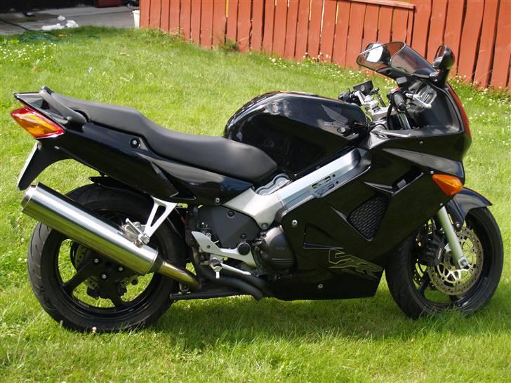 Honda VFR 800 RC46 Savnet.. billede 18