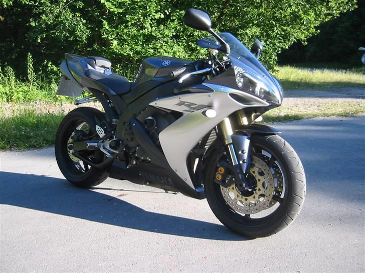 Yamaha YZF R1 *SOLGT* billede 1