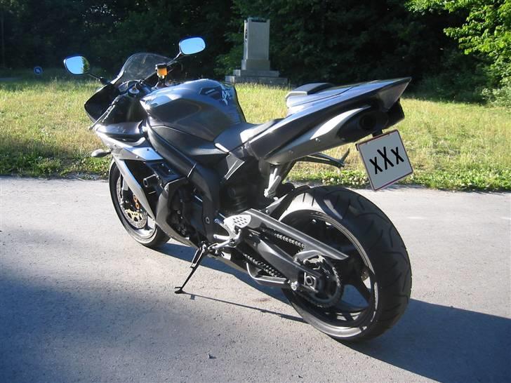 Yamaha YZF R1 *SOLGT* billede 3