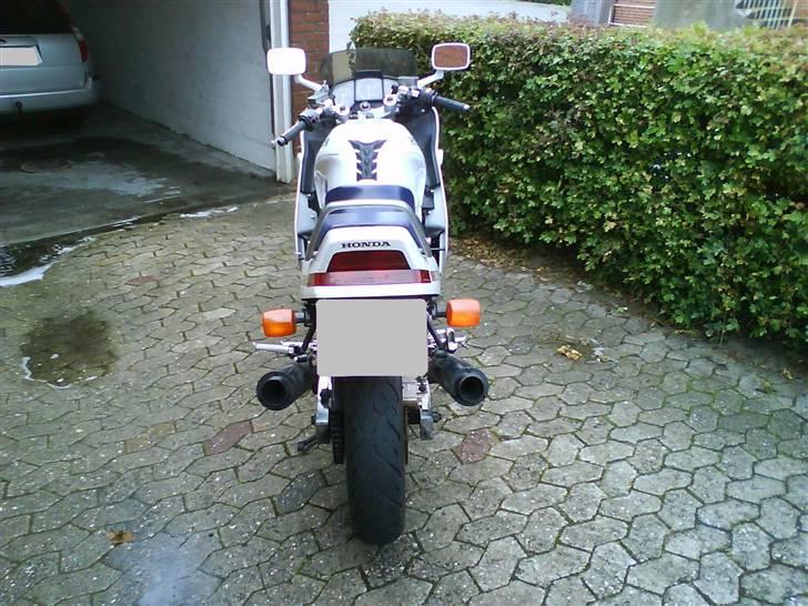 Honda VFR 750 f RC24 *SOLGT* billede 9