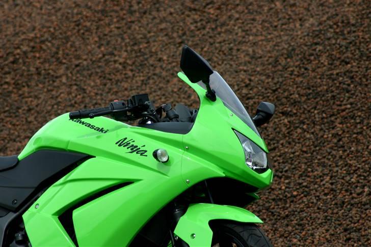 Kawasaki Ninja 250R billede 2