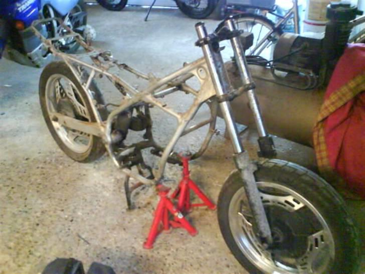 Honda MVX 250 F billede 7