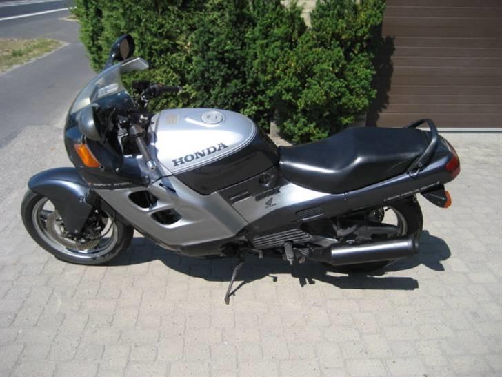 Honda CBR 1000   SOLGT SOLGT - Ja sådan så den ud da jeg købte den billede 2