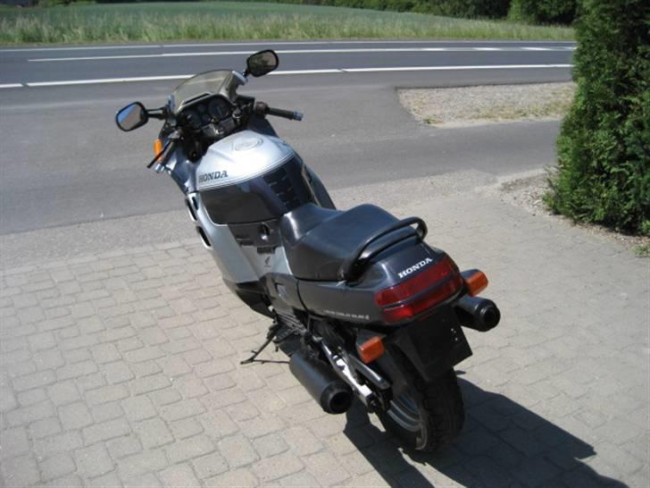 Honda CBR 1000   SOLGT SOLGT - Ja sådan så den ud da jeg købte den billede 4