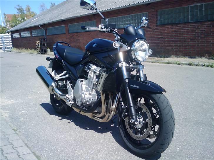 Suzuki GSF 1250 AK8 billede 1