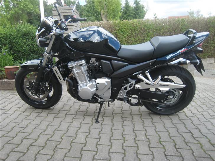 Suzuki GSF 1250 AK8 billede 6