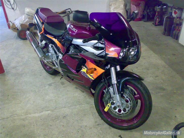 Suzuki gsx 750 r billede 7