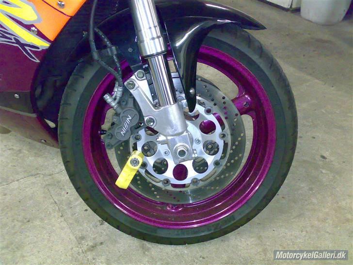 Suzuki gsx 750 r billede 10