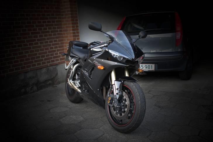 Yamaha R6 YZF SOLGT! billede 7