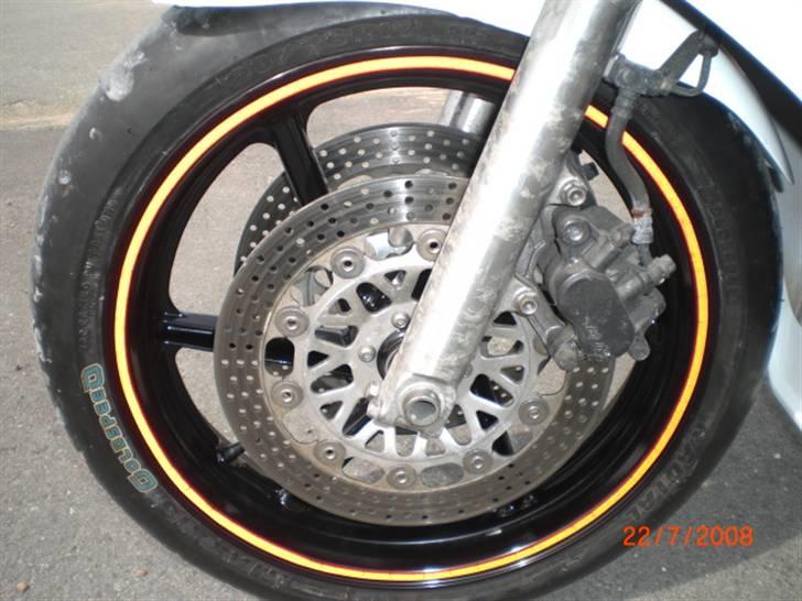 Honda CBR 400 RR Solgt billede 10