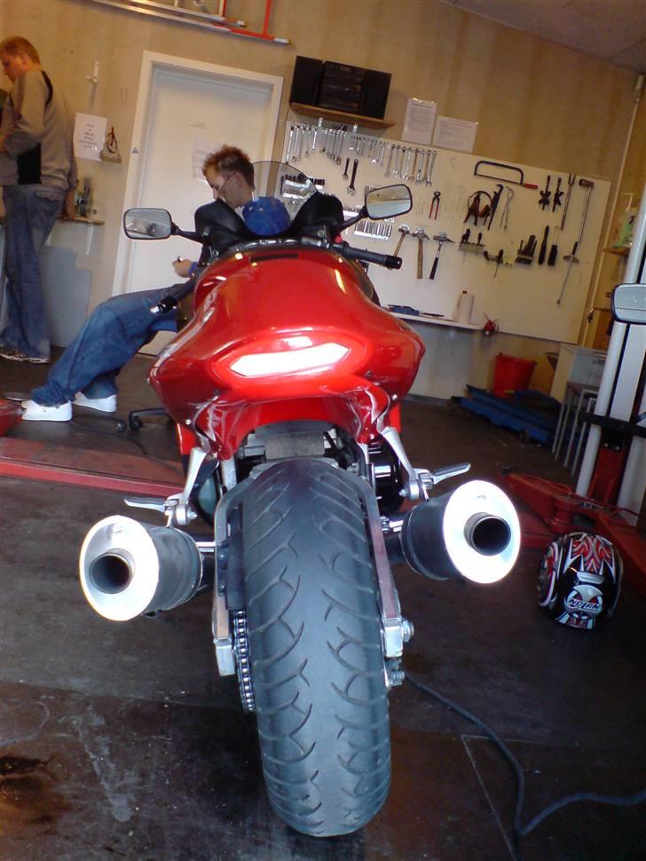 Suzuki Gsx-r 1300 Hayabusa billede 3