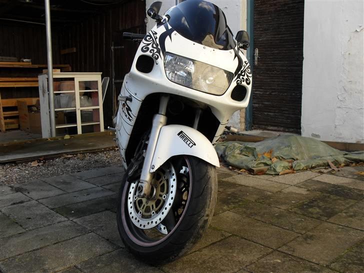 Suzuki GSXR 600 CORONA (BYTTET) billede 3