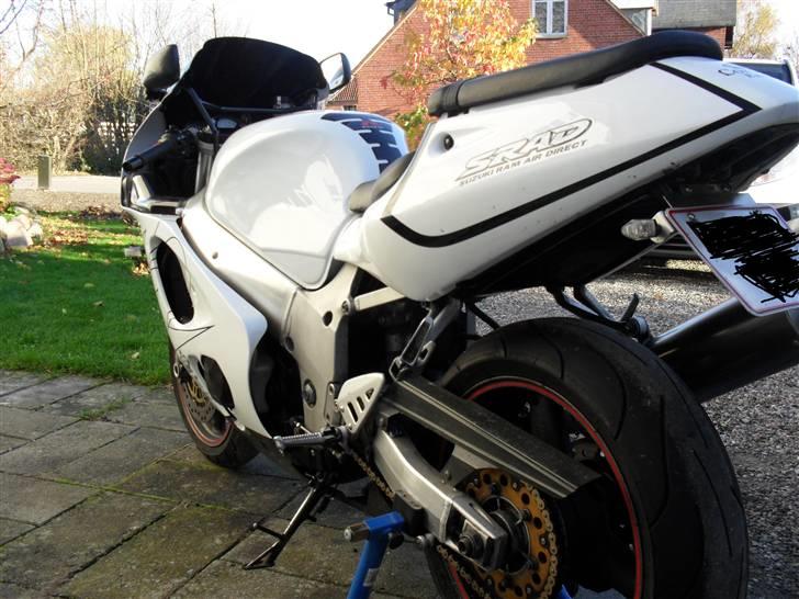 Suzuki GSXR 600 CORONA (BYTTET) billede 5