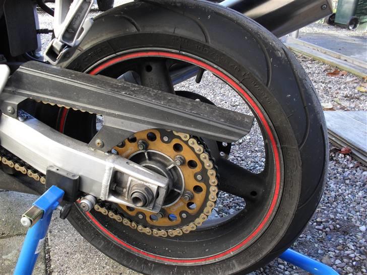 Suzuki GSXR 600 CORONA (BYTTET) billede 6