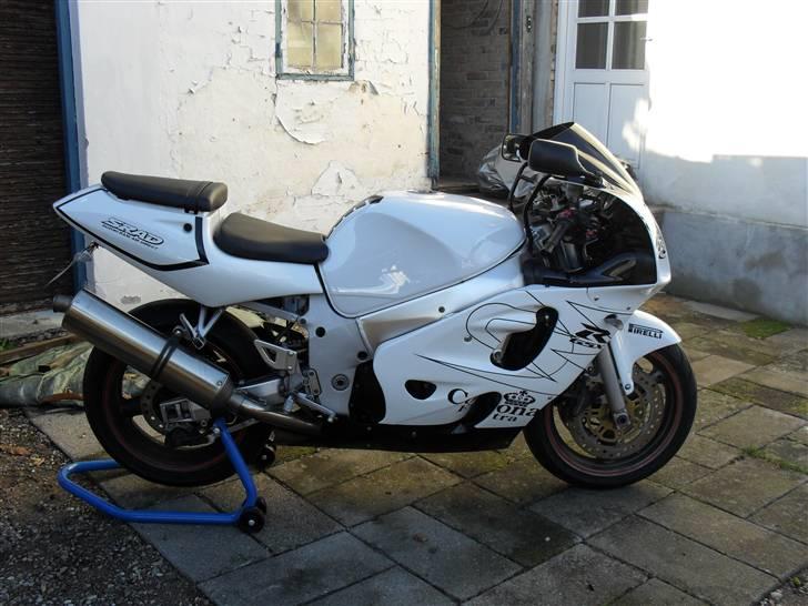 Suzuki GSXR 600 CORONA (BYTTET) billede 9