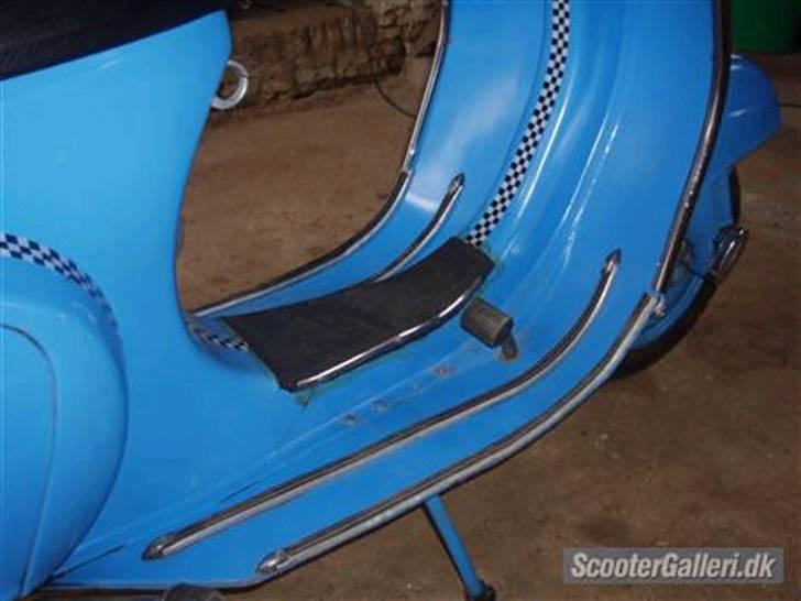 Vespa 125ccm SOLGT billede 11