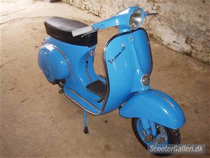 Vespa 125ccm SOLGT billede 15