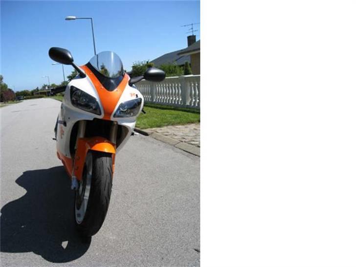 Yamaha R1   (solgt) billede 11