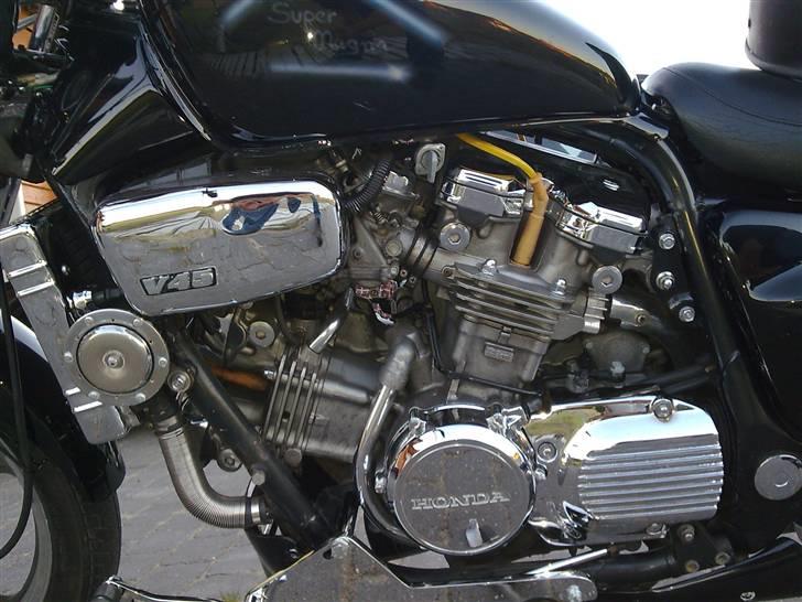 Honda super magna billede 15