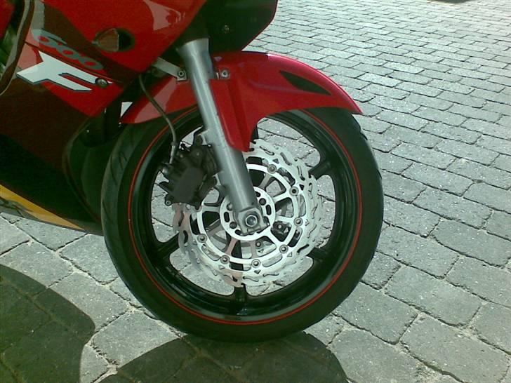 Honda CBR 600 F3 PC31 - flame skiver billede 3