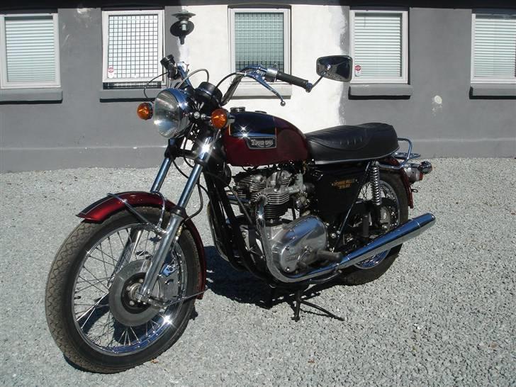 Triumph Bonneville T140 V billede 5