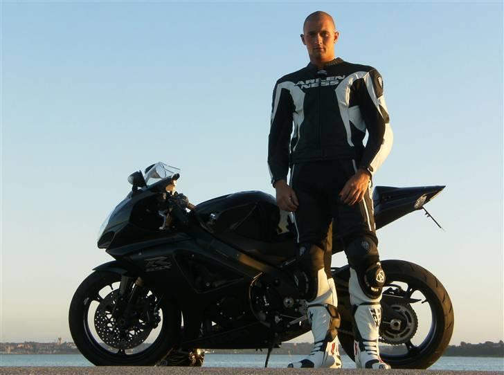 Suzuki GSXR 1000 *Solgt* billede 11