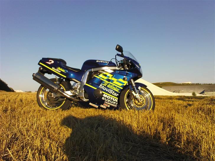 Suzuki GSXR 400R gk76a(SOLGT) billede 12