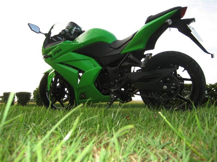 Kawasaki Ninja 250r billede 8