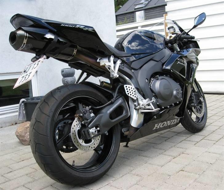 Honda CBR 1000 RR Fireblade billede 2