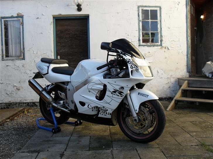 Suzuki GSXR 600 CORONA (BYTTET) billede 10