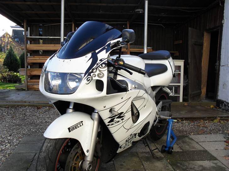 Suzuki GSXR 600 CORONA (BYTTET) billede 13