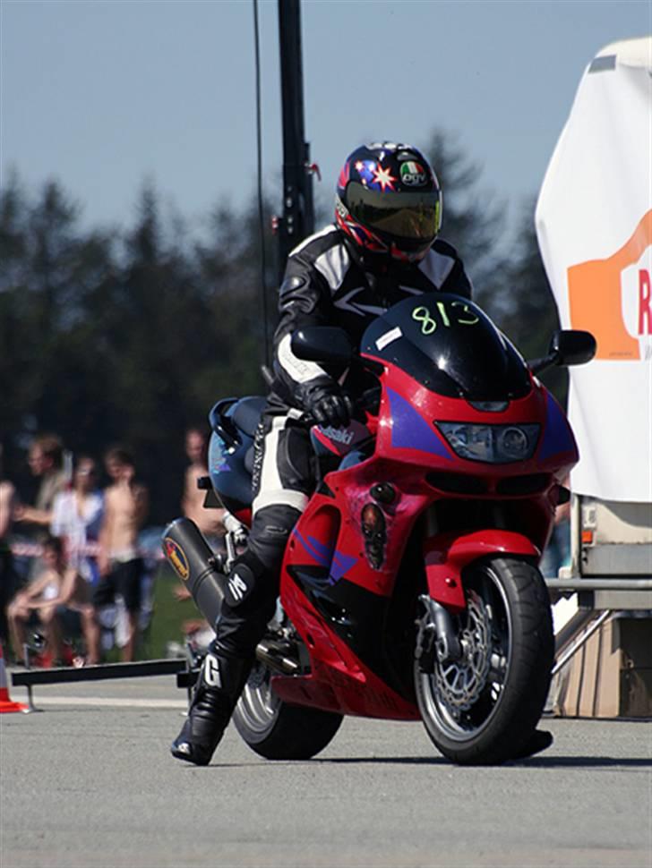 Kawasaki ZX9R "Den Røde Baron" - Ready to take Off billede 8