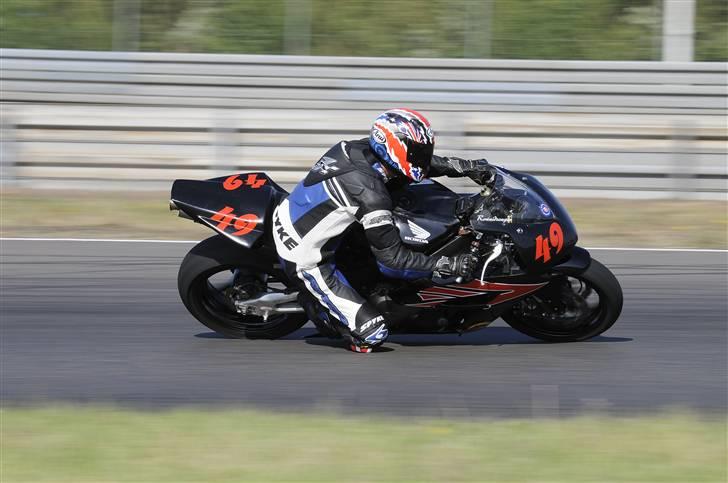 Honda CBR1000RR Fireblade(solgt billede 15