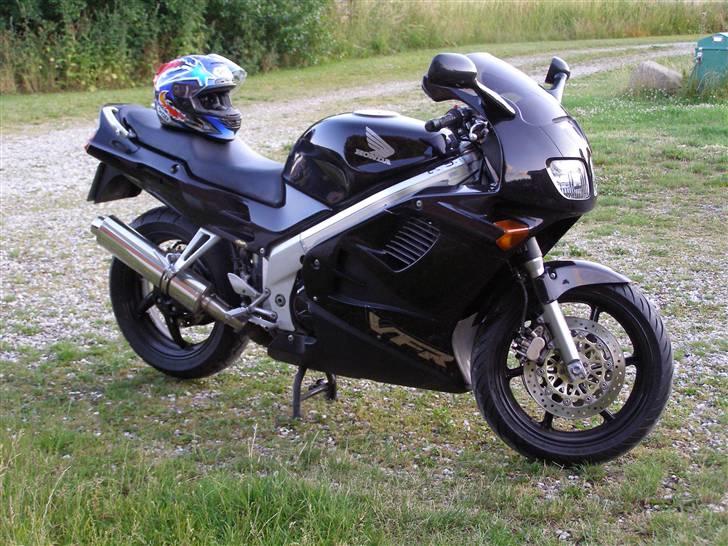 Honda VFR 750 F billede 3