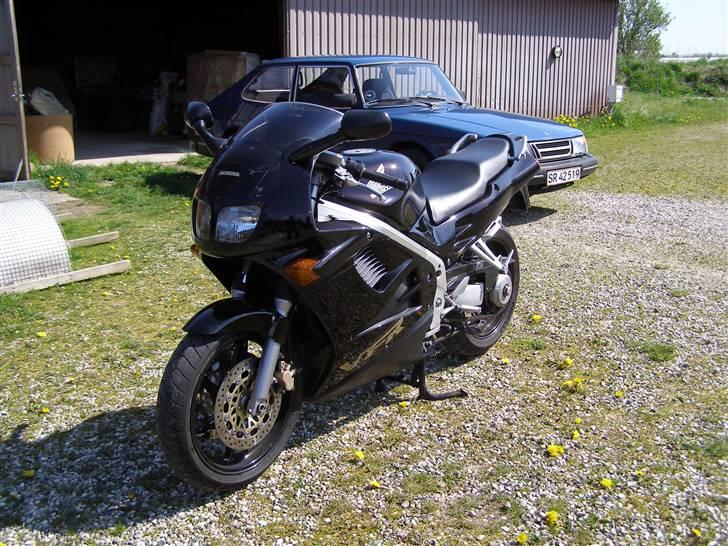 Honda VFR 750 F billede 4