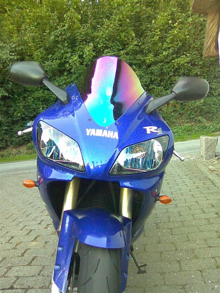 Yamaha r1 billede 5