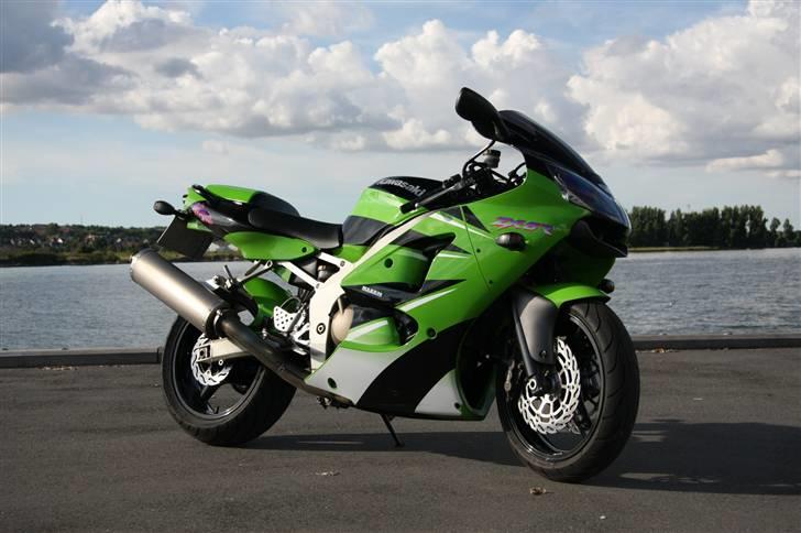 Kawasaki zx6R *Solgt* billede 3