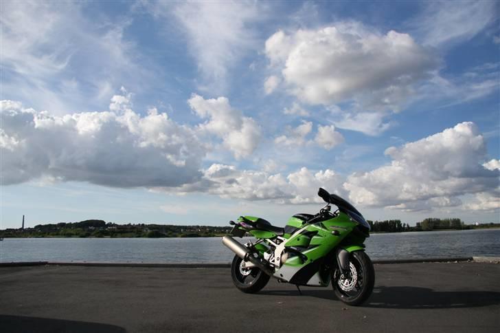 Kawasaki zx6R *Solgt* billede 4