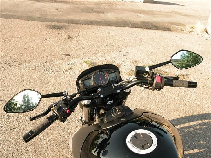 Suzuki GSR 600 (SOLGT) - rizoma styr billede 13