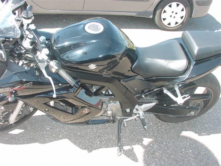 Suzuki SV650K7 billede 6