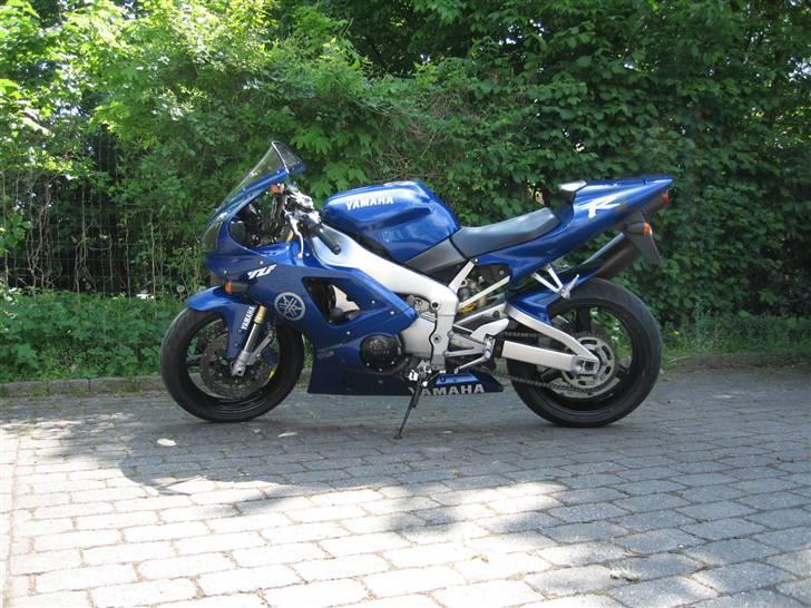 Yamaha YZF-R1 billede 3