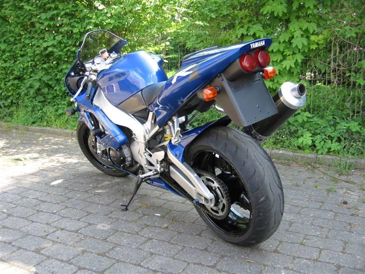 Yamaha YZF-R1 billede 6