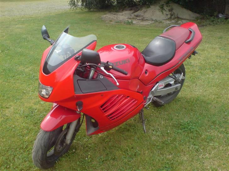 Suzuki RF600R - ny poleret billede 10