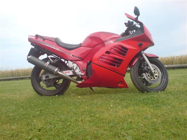 Suzuki RF600R - ny poleret billede 12