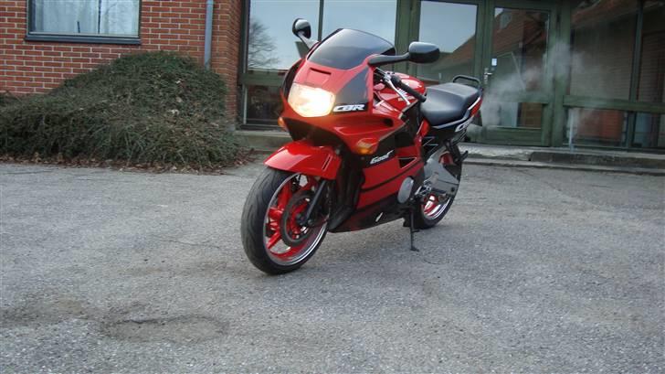Honda Cbr 600 f  (Solgt) billede 2